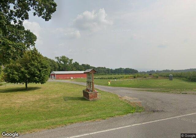 Apple Barrel Orchards in Penn Yan, NY