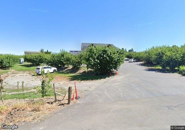 Washington Fruit Place at Barrett Orchards in Yakima, WA