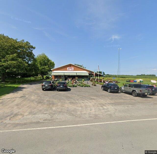 Burnap's Farm Market in Sodus, NY