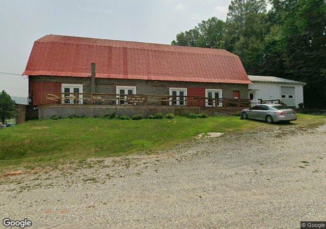 Dickie Bros. Orchard in Roseland, VA