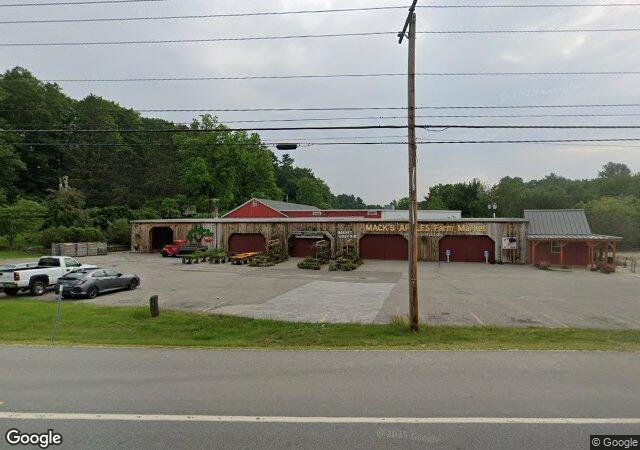 Mack's Apples in Londonderry, NH