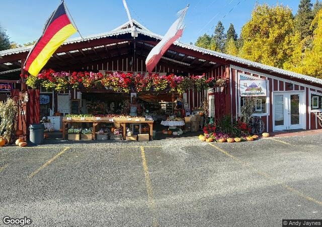 Prey's Fruit Barn in Peshastin, WA