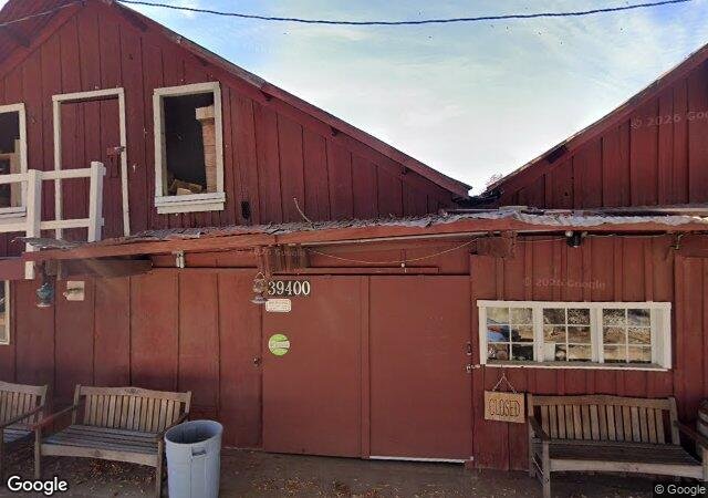Snow-Line Orchard in Oak Glen, CA