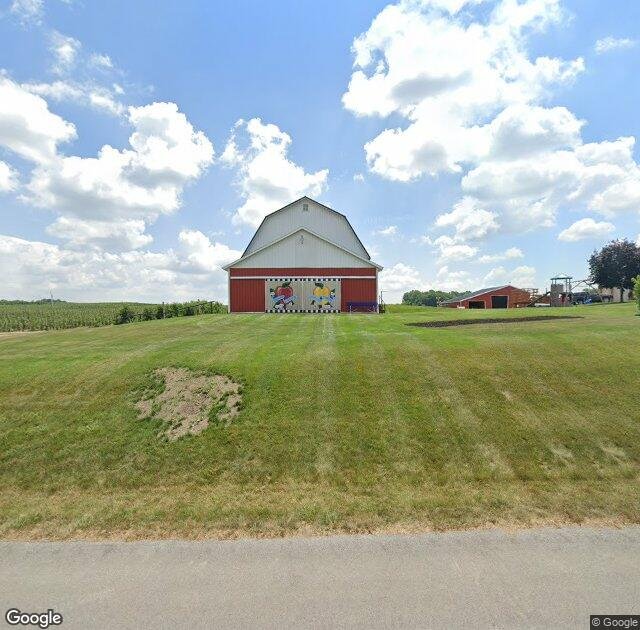 Steffens Orchard Market in Sparta, MI