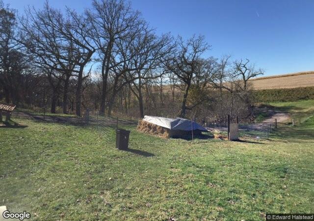 Sutter's Ridge Apple Orchard, Pumpkin Patch & Corn Maze in Mount Horeb, WI