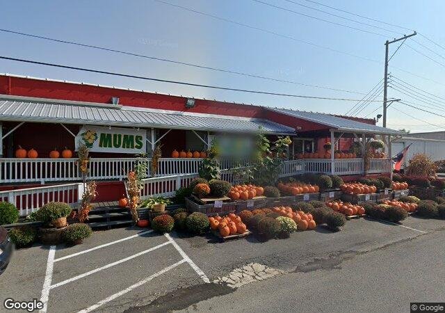 Taylor's Farm Market in Inwood, WV